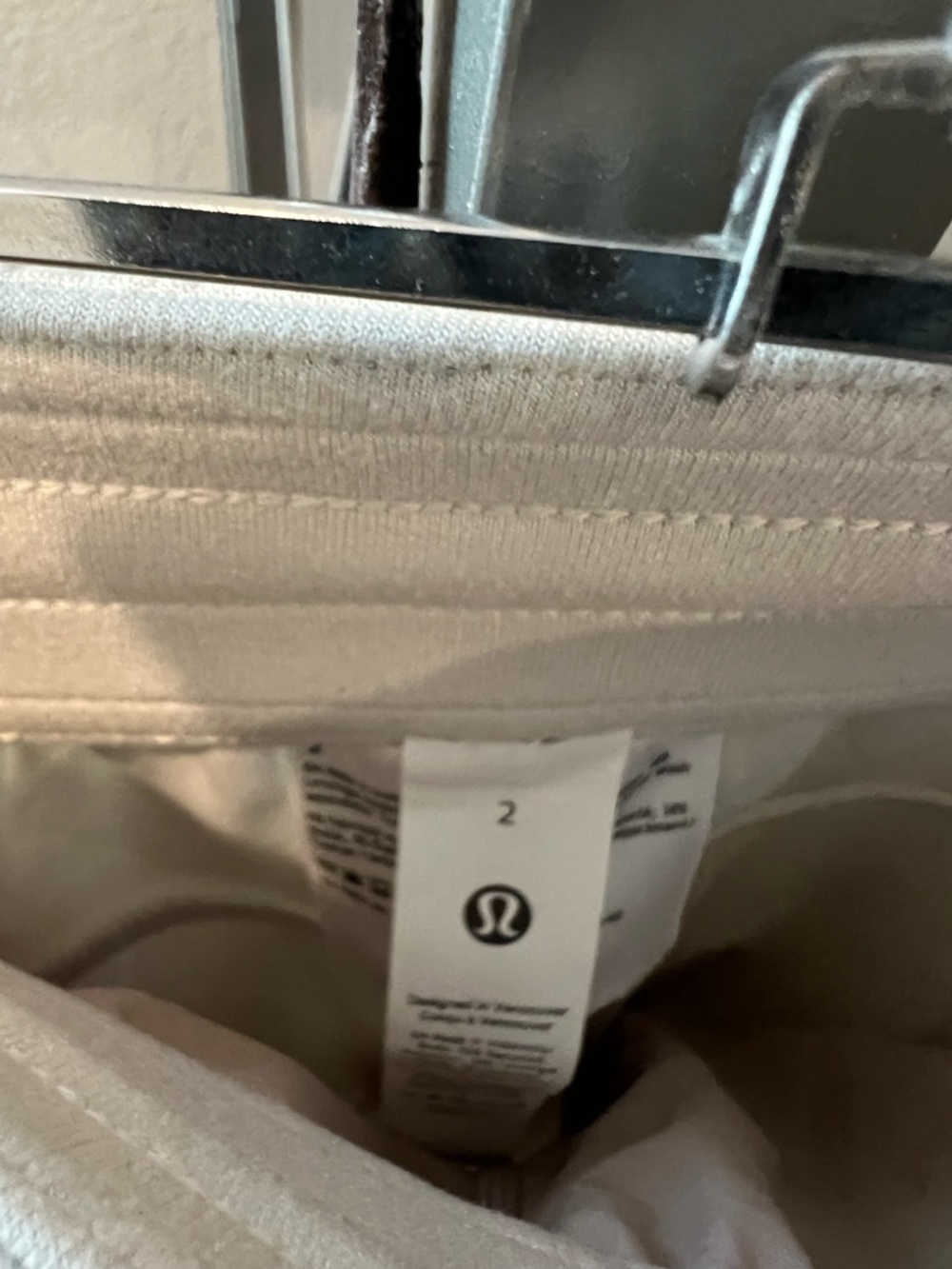 Lululemon Softstreme High-Rise Straight-Leg
Cropped Pant, Sz 2 - Picture 7 of 8